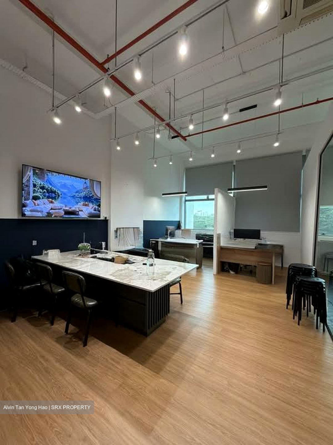 The Crescent @ Kallang (D13), Factory #547966761